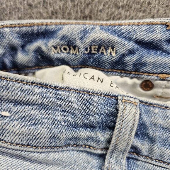 American Eagle Jeans Womens Size 000 Light Wash Mom Jean Stretch Distressed - Picture 8 of 12